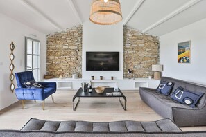 Fernseher, Arbeitsbereiche