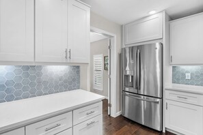 Interior - 6 Seat Golf Cart ~ Oversized Deck Large backyard (Miramar Beach)