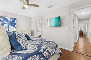 3 chambres, fer et planche à repasser, Wi-Fi gratuit, draps fournis