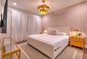 4 habitaciones, tabla de planchar con plancha, wifi y ropa de cama 