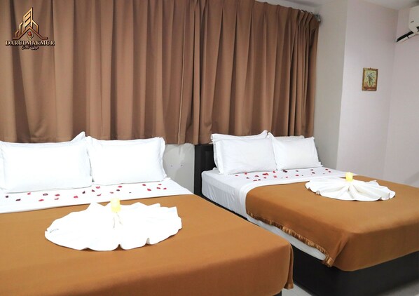 Four Beads Room | 1 bedroom, desk, iron/ironing board, free WiFi