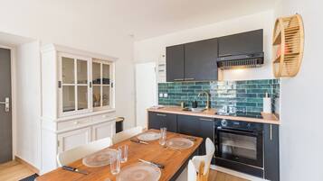 Køleskab, mikrobølgeovn, ovn, opvaskemaskine