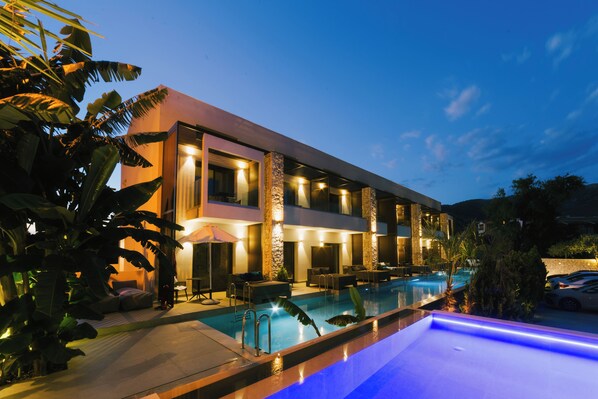 Front of property -  LAN-GO LUXURY LIVING (Igoumenitsa)