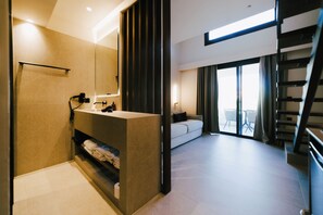 Luxury-Maisonette, Poolblick | Bettwäsche aus ägyptischer Baumwolle, hochwertige Bettwaren