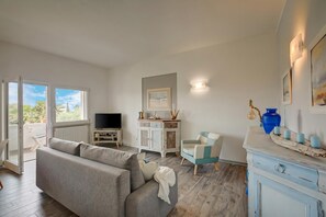 Living area - Villa Ulivi private Pool & Lake View (San Felice del Benaco)