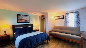 Premium Studio Suite | Individually furnished, free WiFi, bed sheets