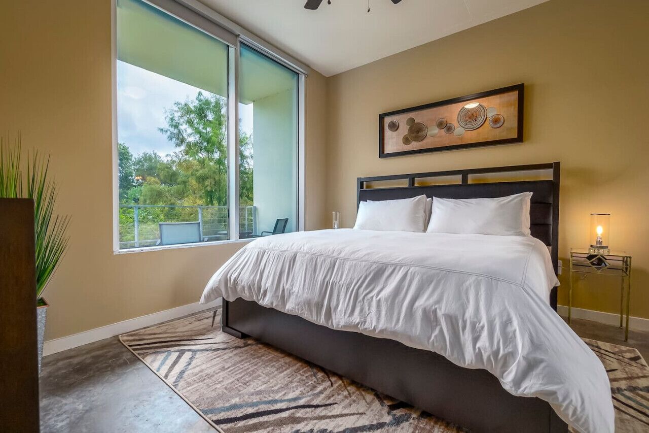 2 多间卧室、办公桌、熨斗/熨衣板、免费 WiFi