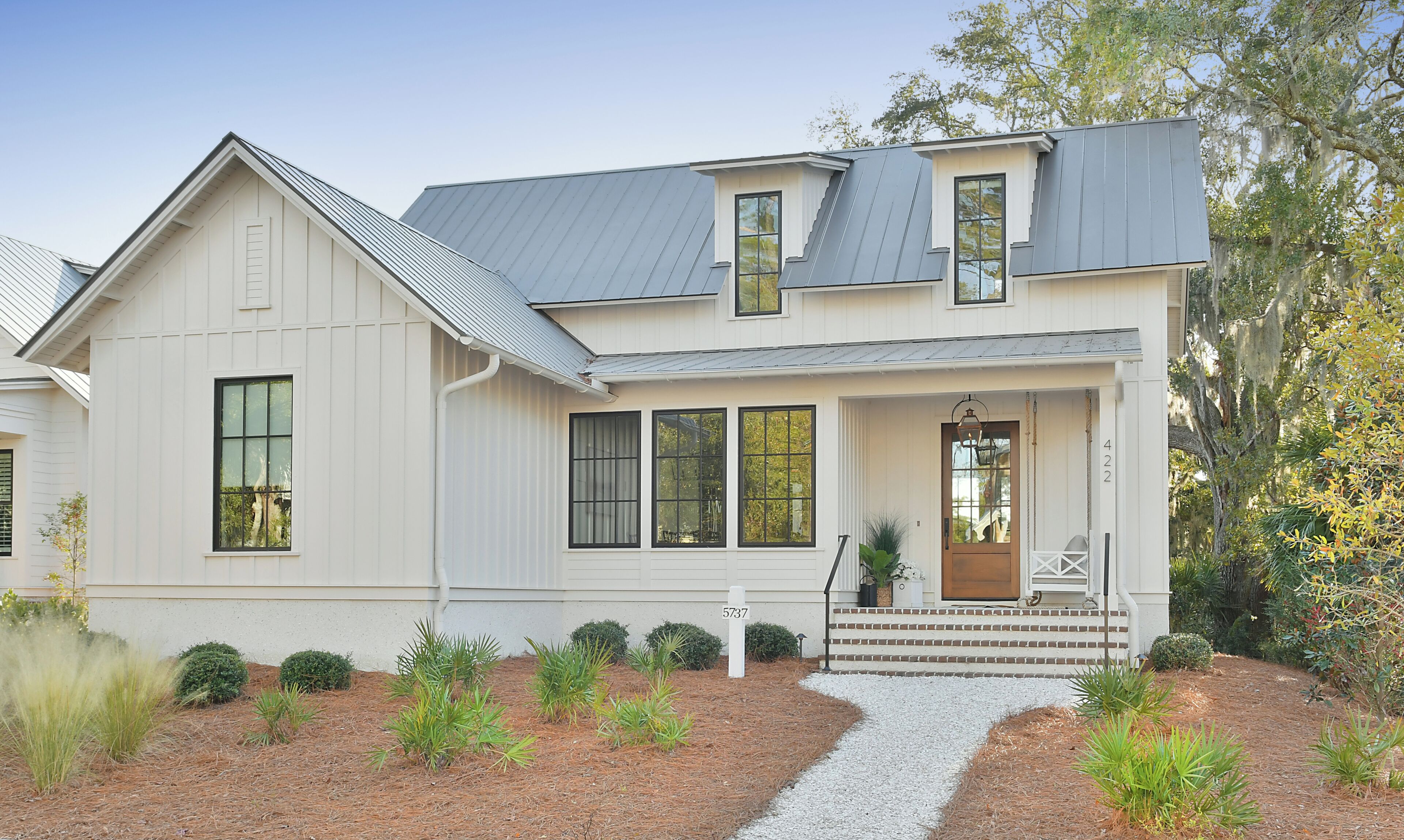 Montage 4BR, Detached Carriage House w/Porch, Grill, Moreland Village Home 5737