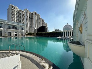 Piscina externa