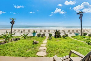Interior - Cozy Daytona Beach Condo - Steps to Ocean! (Daytona Beach)