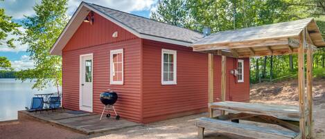 House (2 Bedrooms) | Front of property