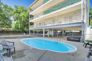 Interior - Bright Biloxi Condo: Walk to the Beach! (Biloxi)