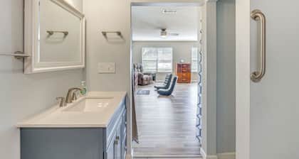 Navarre House w/ Game Room: 5 Mi to Beaches!