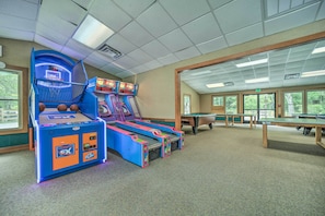 Apartment (1 Bedroom) | Interior - Sapphire Valley Condo w/ Pool & Lake Beach Access! (Cashiers)