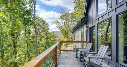Modern Nellysford Getaway w/ View: Deck & Fire Pit