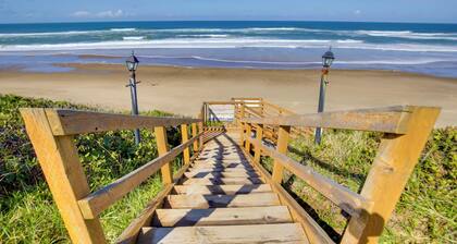 Comfortable Lincoln City Condo w/ Patio & Views!