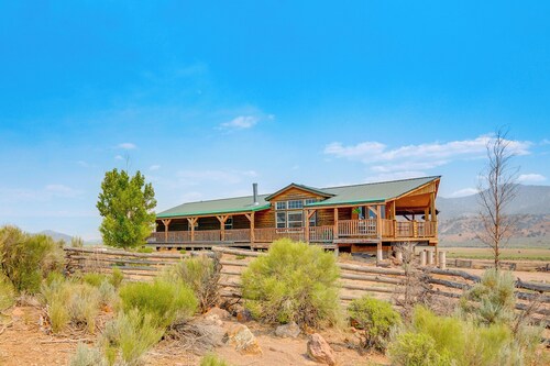 Remote Kingston Cabin w/ Mtn Views: Fish & Atv!