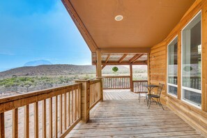 Interior - Remote Kingston Cabin w/ Mtn Views: Fish & Atv! (Kingston)