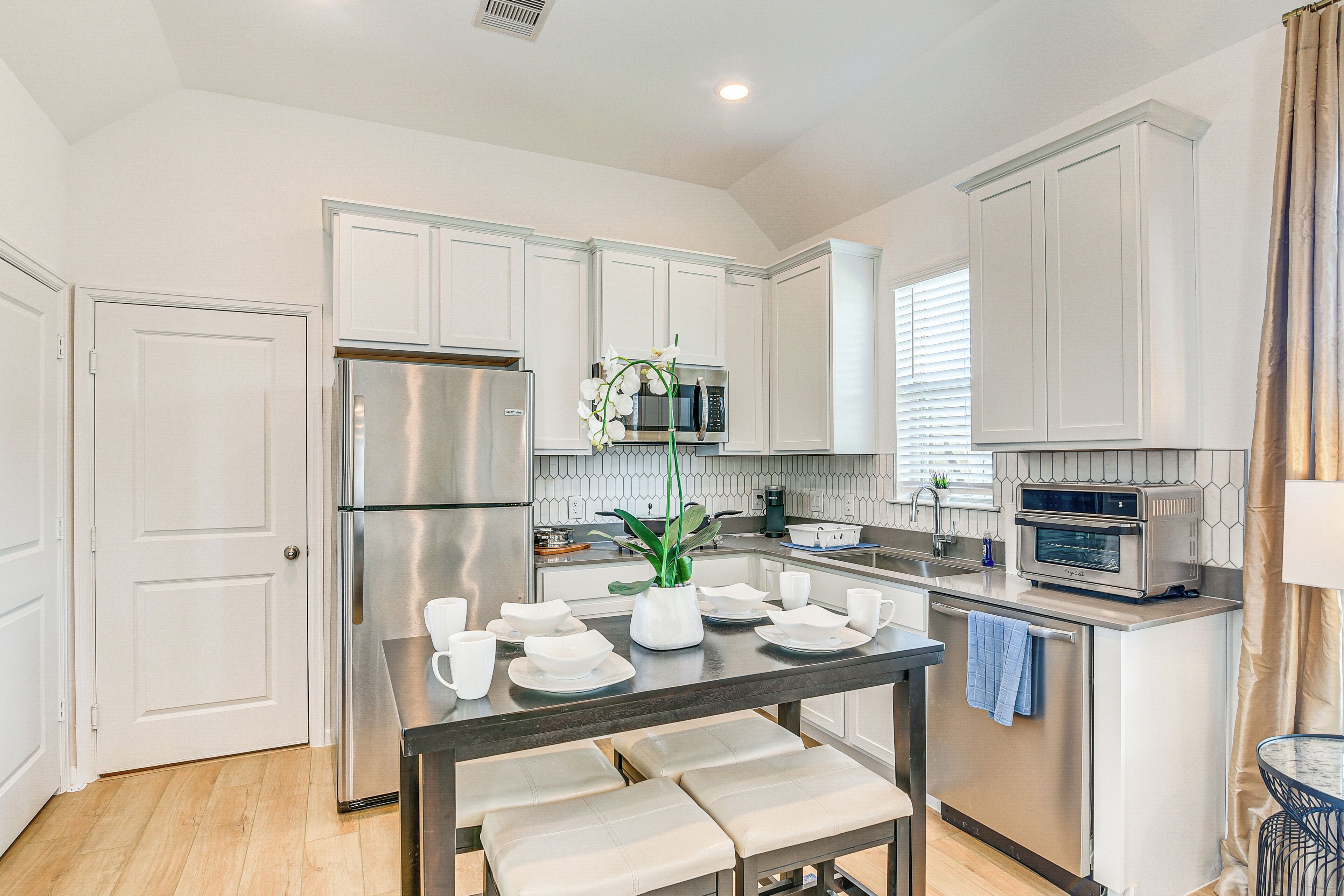 Apartment (1 Bedroom) | Interior