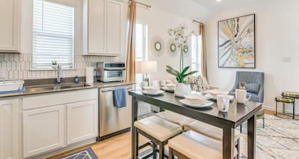 Rosenberg Apartment, 10 Mi to Smithers Lake
