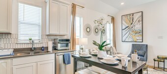Rosenberg Apartment, 10 Mi to Smithers Lake