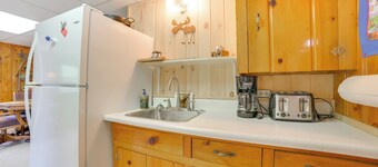 Cozy Onaway Vacation Rental w/ Deck & Fire Pit!