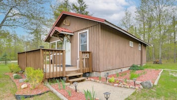 ุงูู
ูุดุฃุฉ ู
ู ุงูุฎุงุฑุฌ