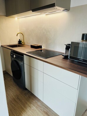 Private kitchen - Charming little house between nature and the sea (La Motte)