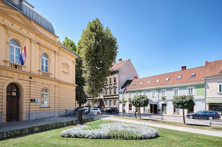 Fachada de la propiedad