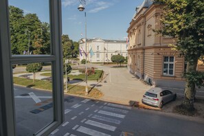 Chambre Standard double ou avec lits jumeaux, 1 chambre, vue sur la ville | Vue de la chambre