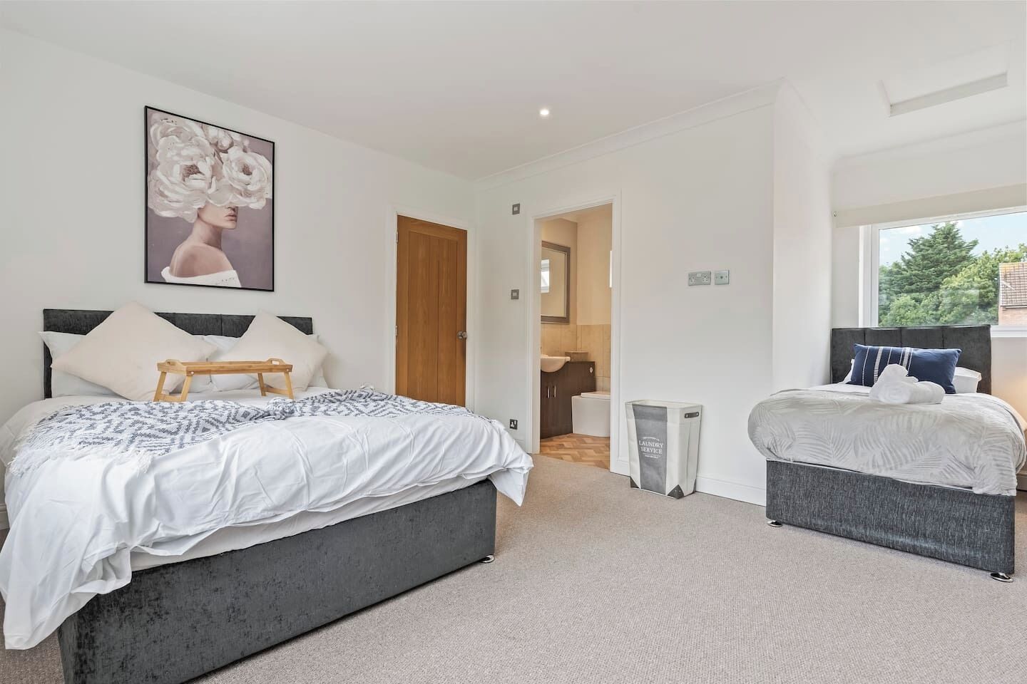 4 chambres, fer et planche à repasser, Wi-Fi, draps fournis