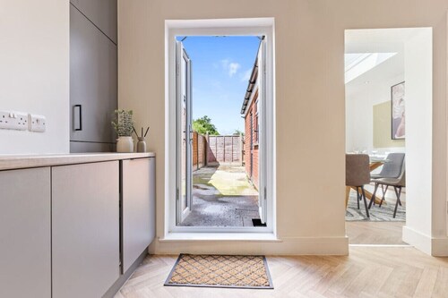 Charming House • Free Parking • FastWiFi • SmartTV