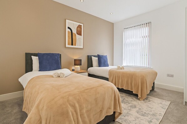 3 bedrooms, iron/ironing board, free WiFi, bed sheets