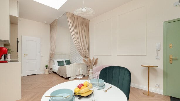 Unclassified image, 1 of 21, button - Studio Close to the Centre by Renters (Lodz)