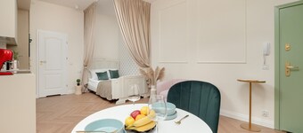 Studio Close to the Centre by Renters