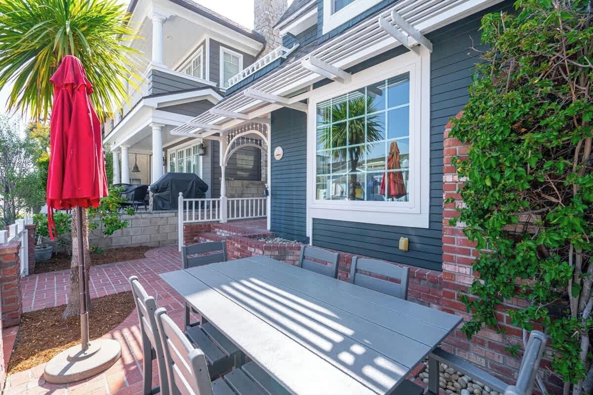 تناول الطعام بالخارج