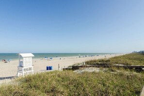 Beach - Now I Sea: Fantastic 1 bedroom condo with ocean views! (Carolina Beach)