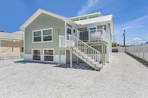 House, Multiple Bedrooms | Exterior