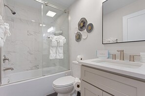 Bathroom - Coconut Sunsets A & B on Estero Blvd, 7 Bedroom Hom by RedAwning (Fort Myers Beach)
