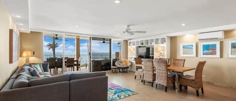 Condo, 3 chambres | Aire de séjour