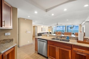 Condo, 3 Bedrooms | Interior