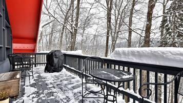 Casa, 4 habitaciones | Restaurante al aire libre