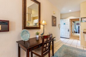 Condo, 2 Bedrooms | Interior