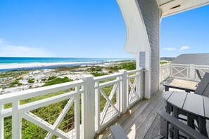 Townhome, 3 Bedrooms | Property grounds - Paradise Loft 3 Bedroom Townhouse by RedAwning (Santa Rosa Beach)
