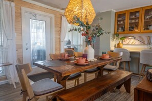 House, 3 Bedrooms | Dining