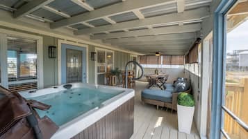 House, 3 Bedrooms | Terrace/patio