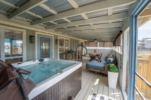 House, 3 Bedrooms | Terrace/patio