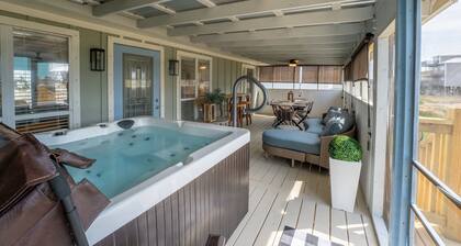 Coastal Breeze - 2123 Cadillac 3 Bedroom Home by RedAwning