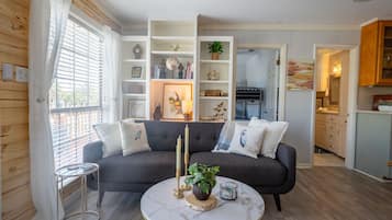 House, 3 Bedrooms | Living area