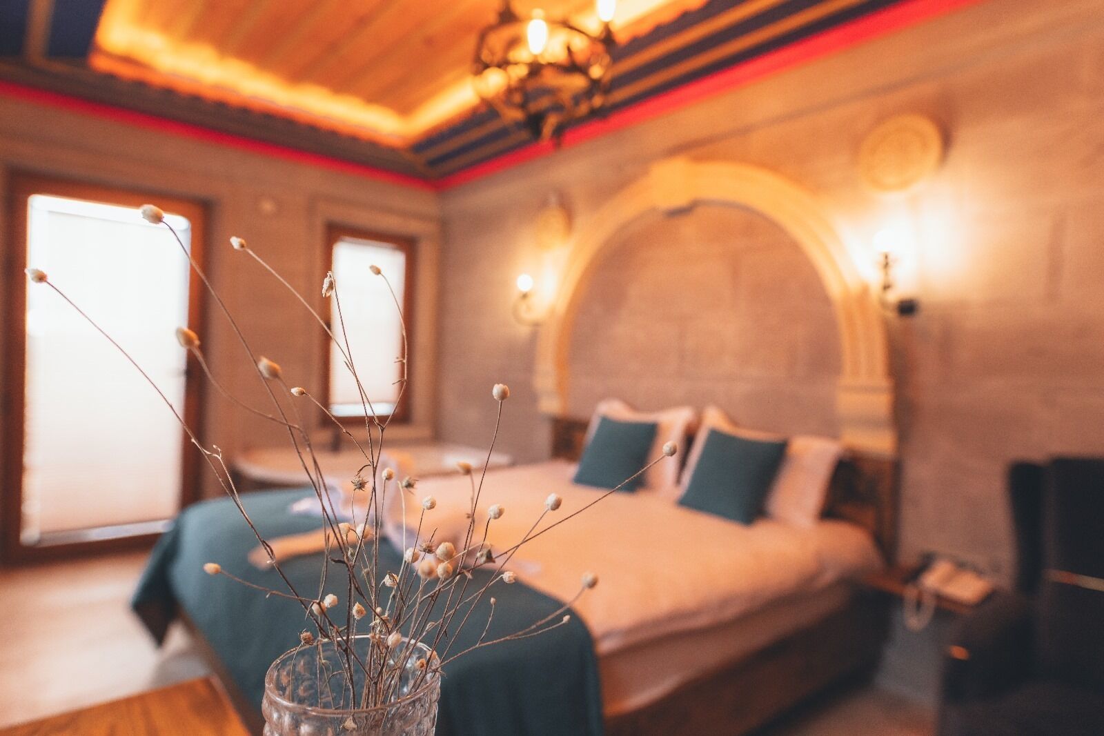 Quarto casal luxo, 1 quarto, para não fumantes, sacada | Roupas de cama premium, camas Select Comfort, frigobar